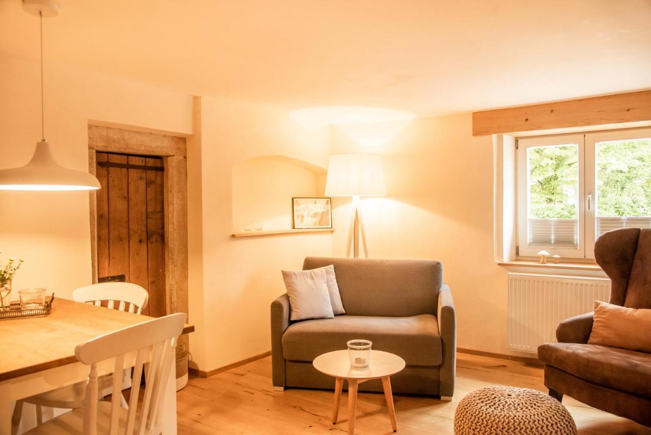 Baumgartners Dreiseithof - Historisch, Modern, Zentral Apartment Бад Кроцинген Екстериор снимка