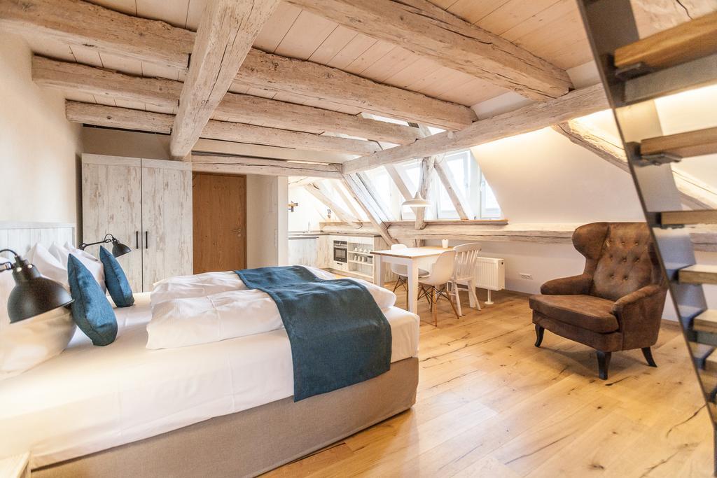 Baumgartners Dreiseithof - Historisch, Modern, Zentral Apartment Бад Кроцинген Екстериор снимка